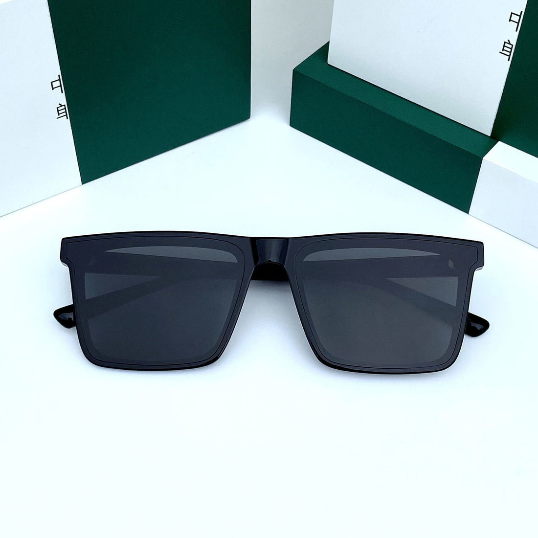 Arzonai New Trending Black Wayfarer Sunglasses for Men and Women