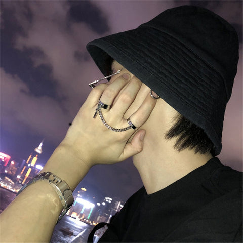 Arzonai 2022 Retro Punk Hip Hop Cross Ring Adjustable Two Link Jewelry Gift for Men Women Men Gothic Jewelry Rings Finger Chain