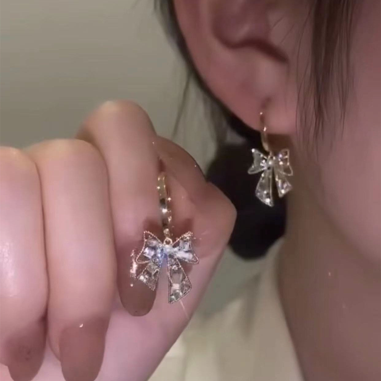 Arzonai South Korea Dongdaemun diamond pearl bow ear buckle wild simple trendy earrings commuter fashion earrings wholesale women for women and Girls