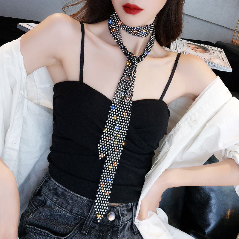 Arzonai Europe and the United States exaggerated shiny multi-drainage drill long tassel clavicle chain female net celebrity personality neckband black retro necklace for women and Girls