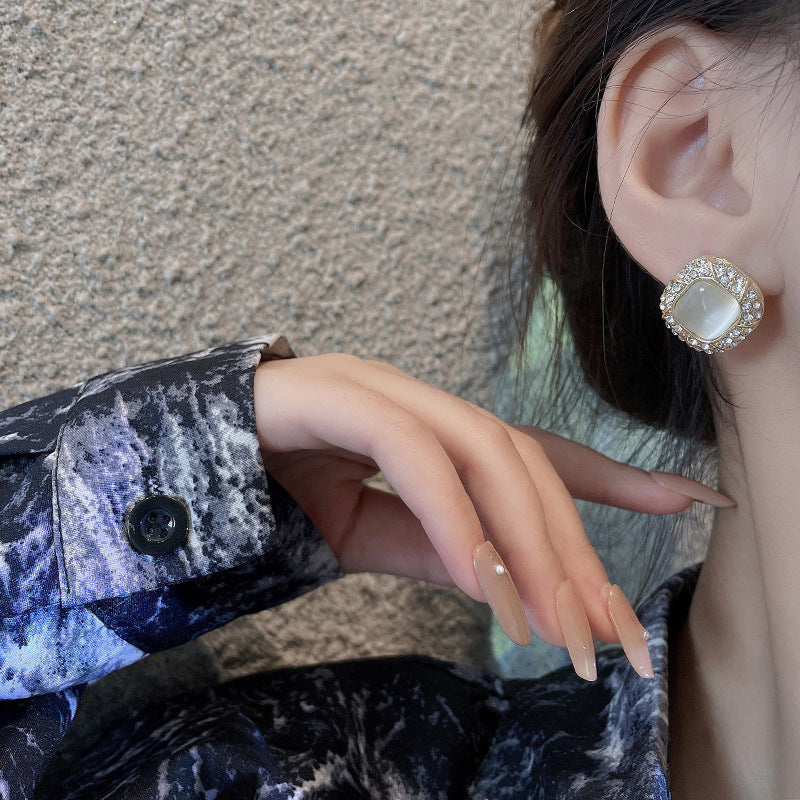 Arzonai Korean version of super fairy opal geometric earrings women's new temperament elegant diamond super flash earrings trend for women and Girls