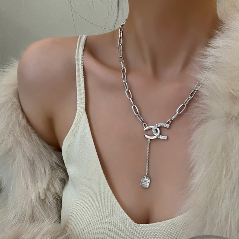 Arzonai 2022 new exquisite cross double C letter collarbone chain women's light luxury niche design fashion trend necklace