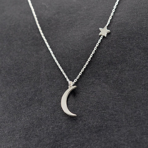 Arzonai Star Moon Minimal Necklace for Girls and Women