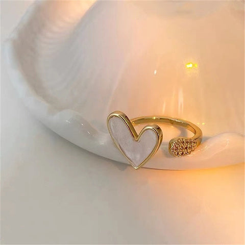 Arzonai 2022 new heart-shaped ring female fashion personality high-end sense niche design love open index finger ring  for women and Girls