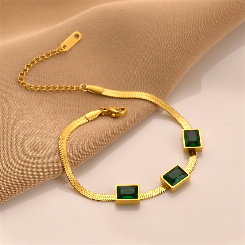 Arzonai 2022 ins light luxury design sense niche green diamond titanium steel bracelet with the same snake bone chain titanium steel bracelet wholesale