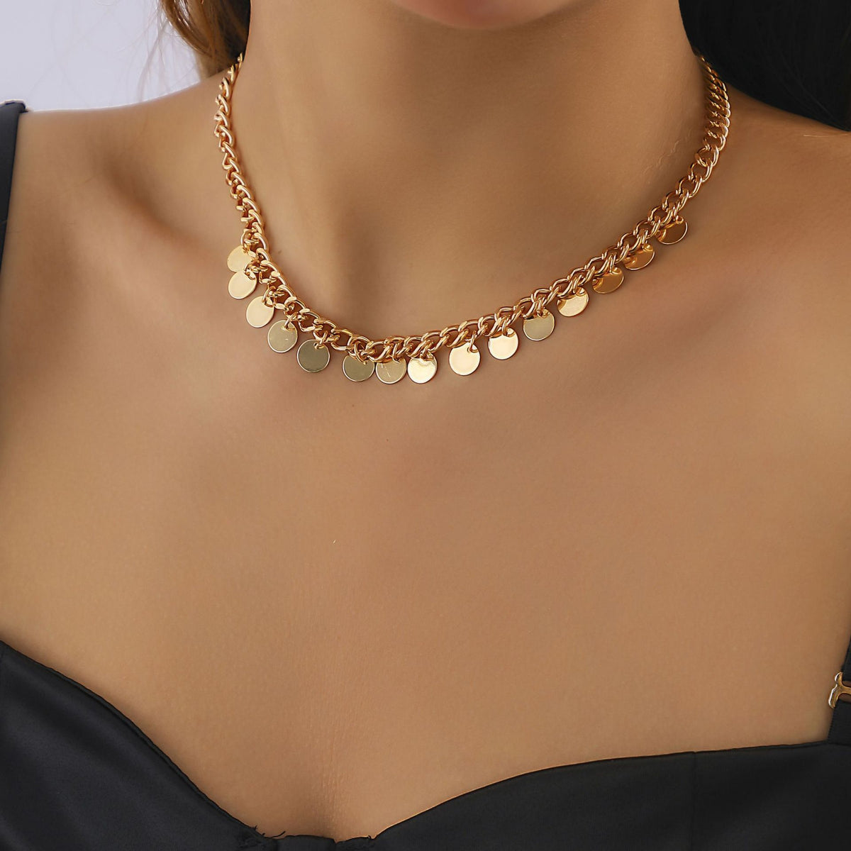 Arzonai European and American cross-border jewelry disc tassel hip-hop geometric wild collarbone chain niche design hot girl necklace