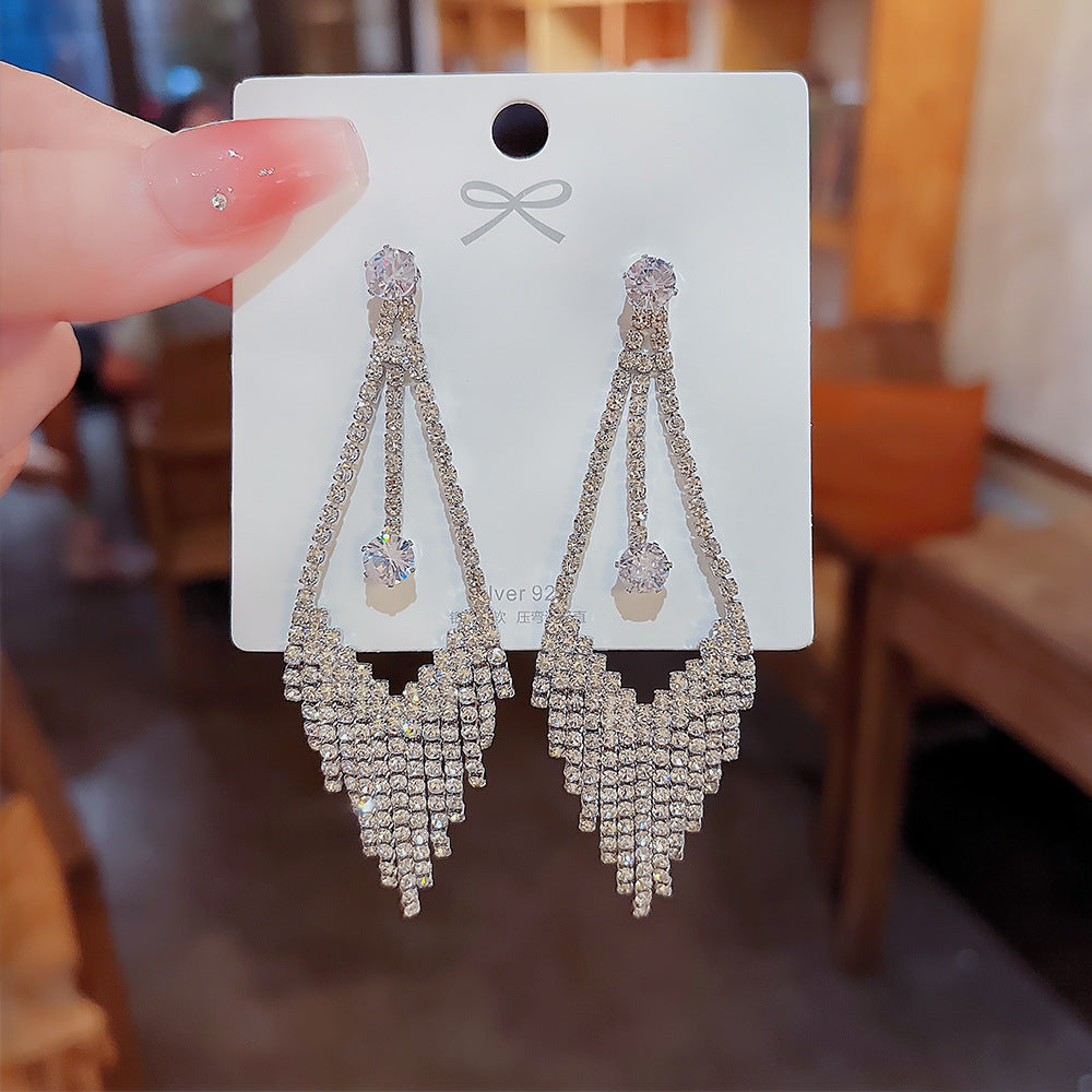 Arzonai Temperament long tassel earrings female net red 2022 new trend Korean full diamond trend high-end light luxury earrings