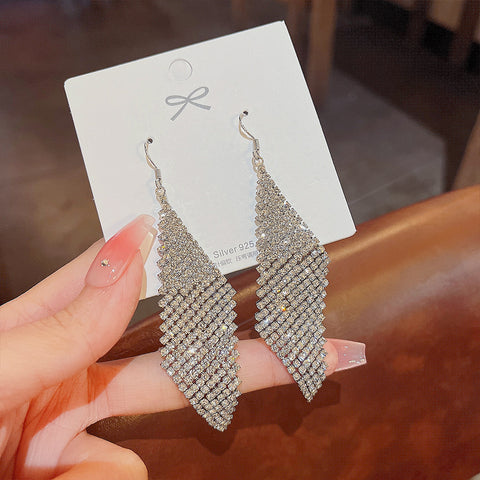Arzonai Temperament full diamond super flash geometric earrings European and American style high-end exaggerated personality long earrings fashion earrings wholesale
