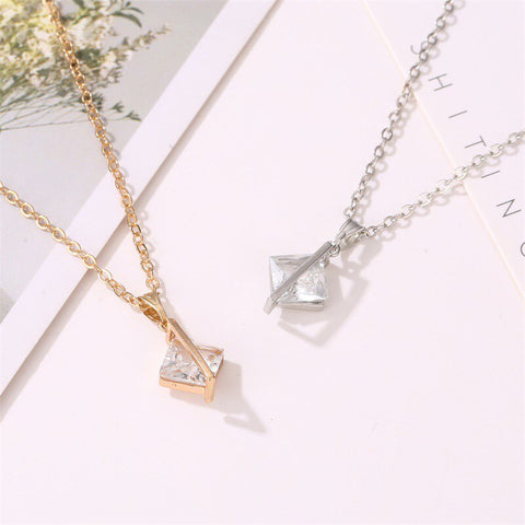 Arzonai Women Square Pendant Necklaces Large Fake Zircon Necklace Geometric Gold Necklace Sexy Clavicle Jewelry Chain Accessories