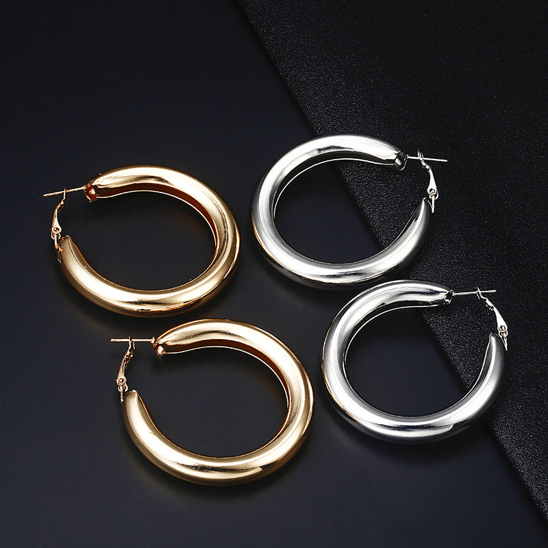 Arzonai Hoop Earrings for Women Fashion Alloy Polished Wide Round Lightweight Layer Hoop Earrings