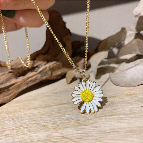 Arzoani Fashion Sunflower Necklace for Women Pendant Necklace Gift Party collares Ketting Accessories Necklace