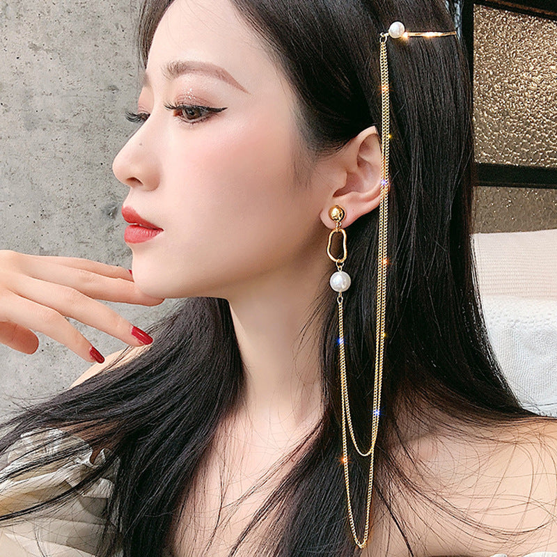 Arzonai   Long Pearl Personality Hairpin Fashion Exaggerated Pearl Geometric Irregular Stud Earrings