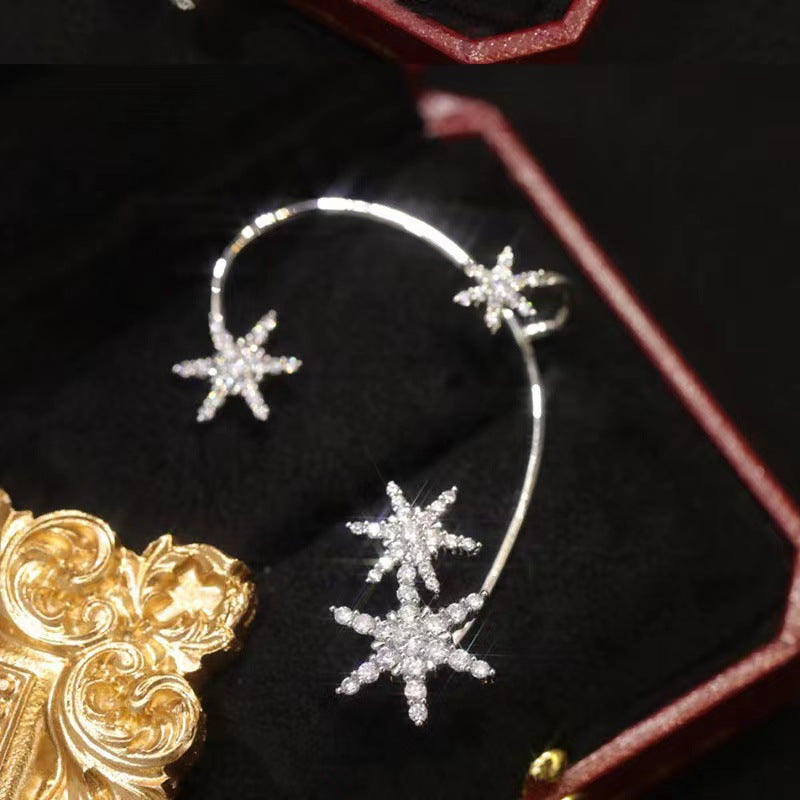 Arzonai  2pcs /Pair Douyin the same snowflake earrings female niche design high-end super flashing ear clips without pierced earrings can be worn earrings  for women and Girls