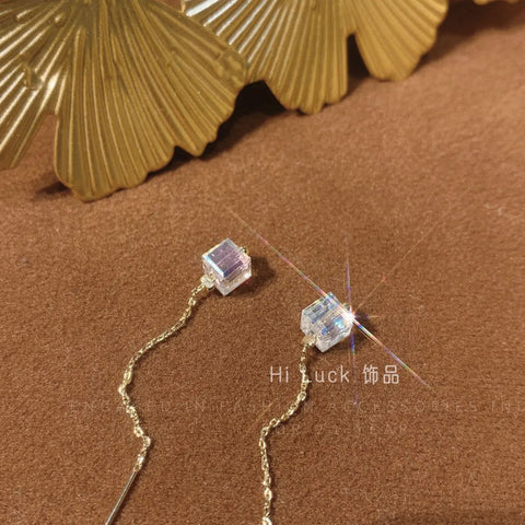 Arzonai Douyin the same Korean version of the temperament three-dimensional crystal square ear wire colorful three-dimensional crystal sugar cube ear wire