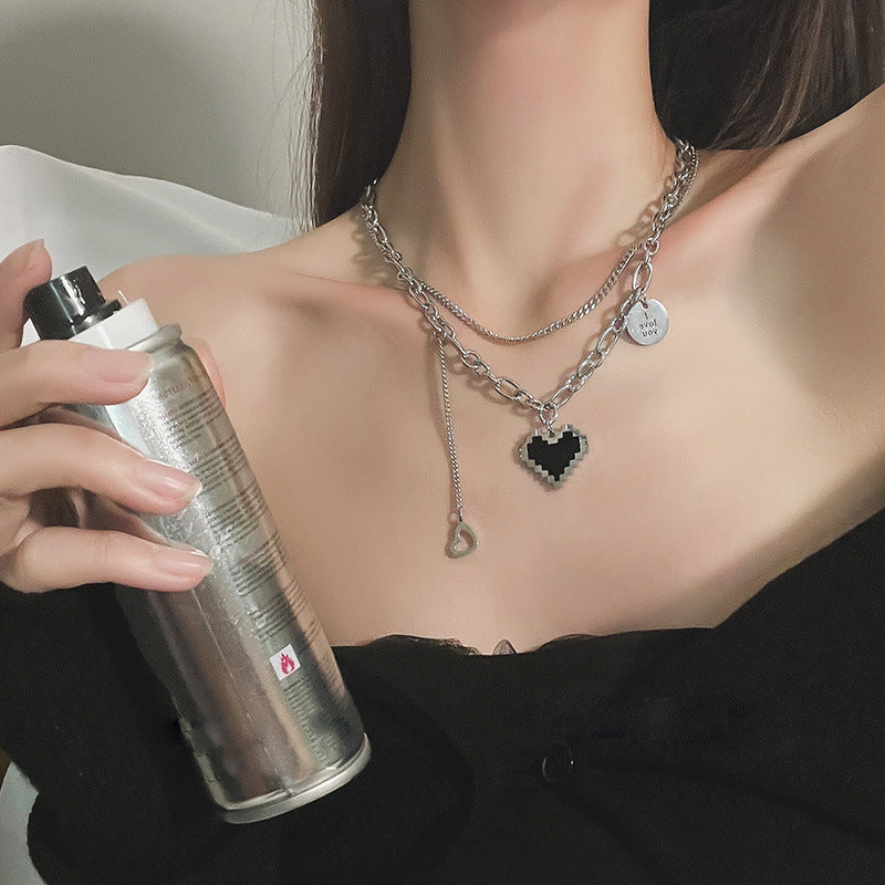 Arzonai New titanium steel double-layer mosaic heart-shaped necklace female hip-hop niche design simple letter pendant collarbone chain