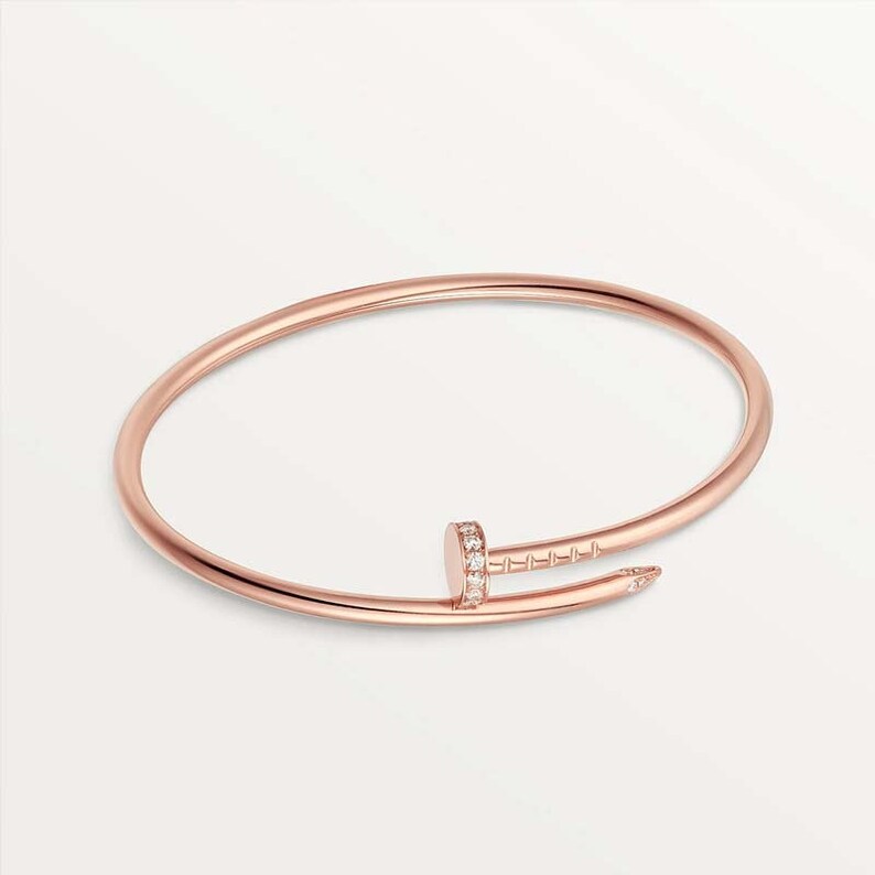 Arzonai Latest Beautiful  Nail Bracelet for Girls and Women