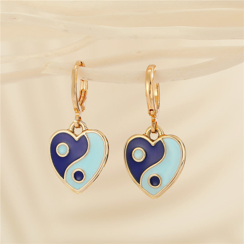 Arzonai Y2K Heart Shape a love heart ear ring, Yin and Yang gossip earrings