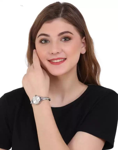 Arzonai Attractive Fashion Watch For Women And Girl