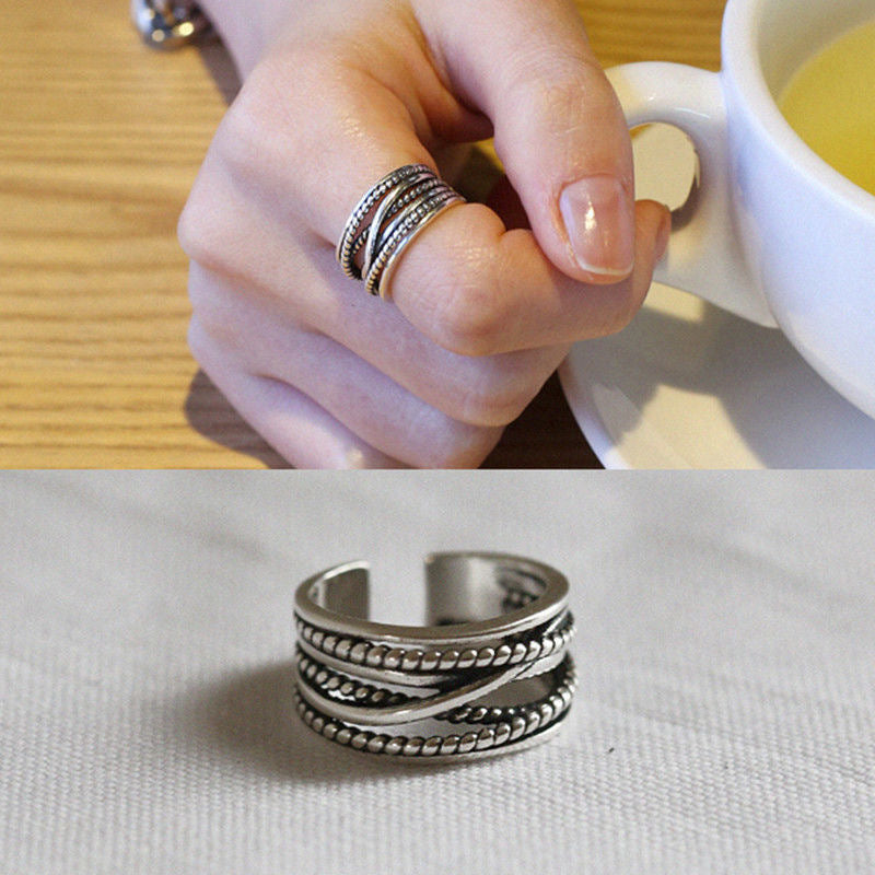 Arzonai KoreanGood Luck  smiley index finger ring ins hip-hop retro bungee ring female design sense chain ring student ring