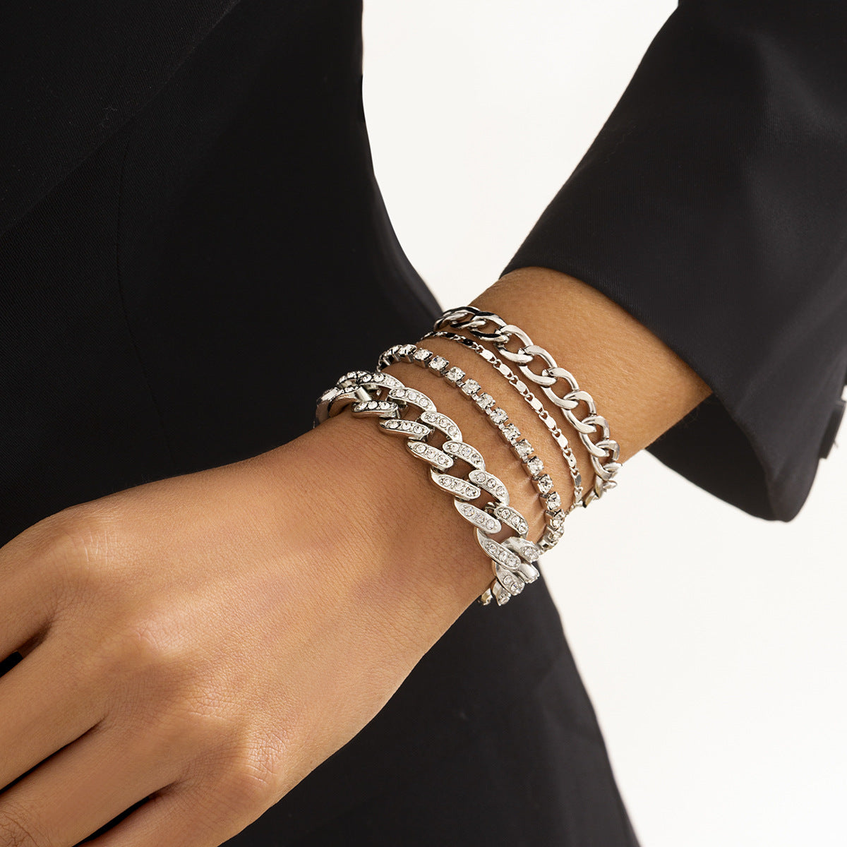 Arzonai  jewelry retro wild snake bone chain bracelet female simple personality suit Cuban chain diamond bracelet